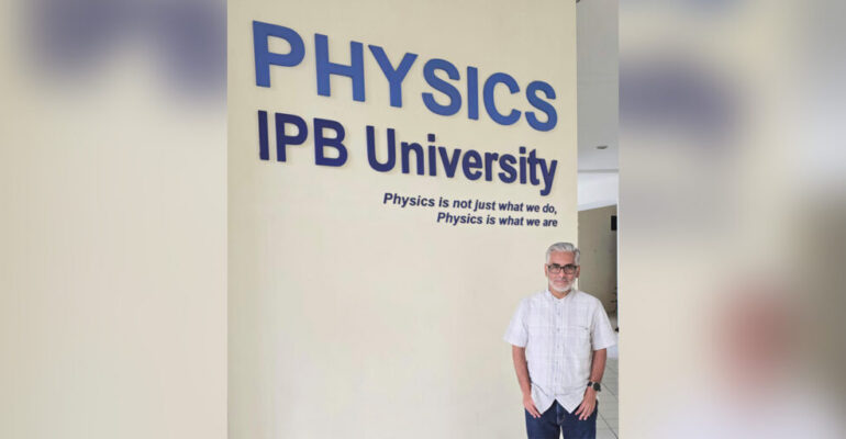 IPB University Theoretical Physics Expert Explains the Science Behind Ramadan Twice in 2030