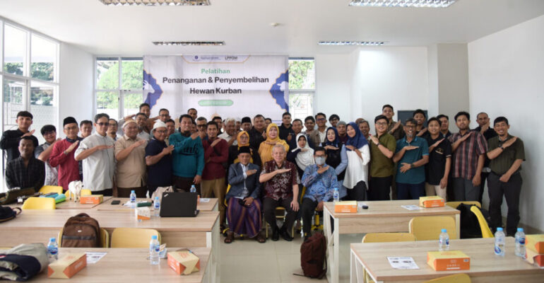 Ahead of Eid-ul-Adha, HSC IPB University Actively Provides Education on Environmentally Friendly Slaughter of Sacrificial Animals