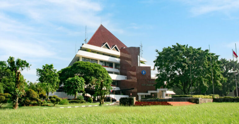 Improving Welfare, IPB University Provides Educational Assistance for Employees’ Children
