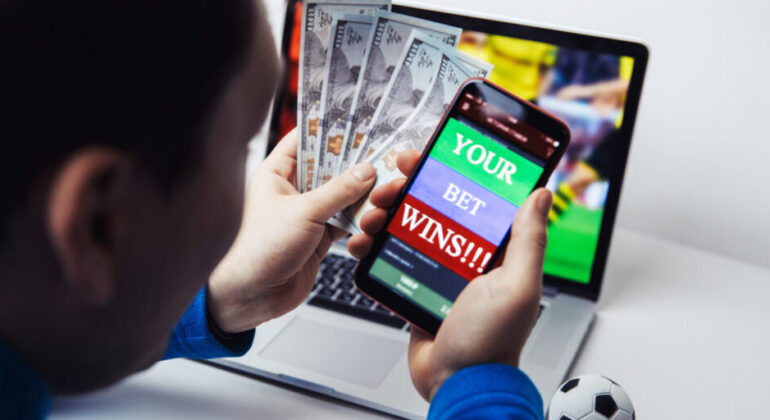 Criminal Acts Rampant Due to Online Gambling, IPB University Sociologist: Government Must Take Firm Action