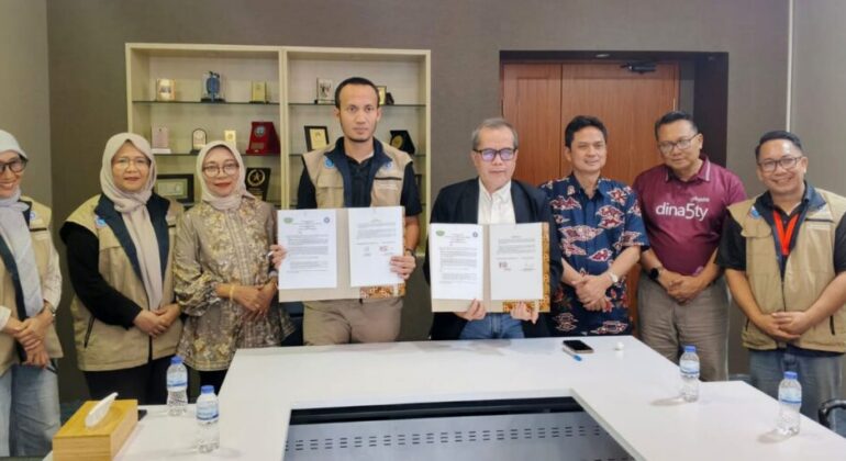 Hanter and UWDS IPB University Establish Cooperation to Manage Sharia Mutual Fund Waqf Scholarships