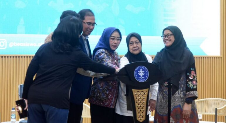Andi Hakim Nasoetion Foundation Inaugurated, Expanding Access to Education and Passing on Scientific Values