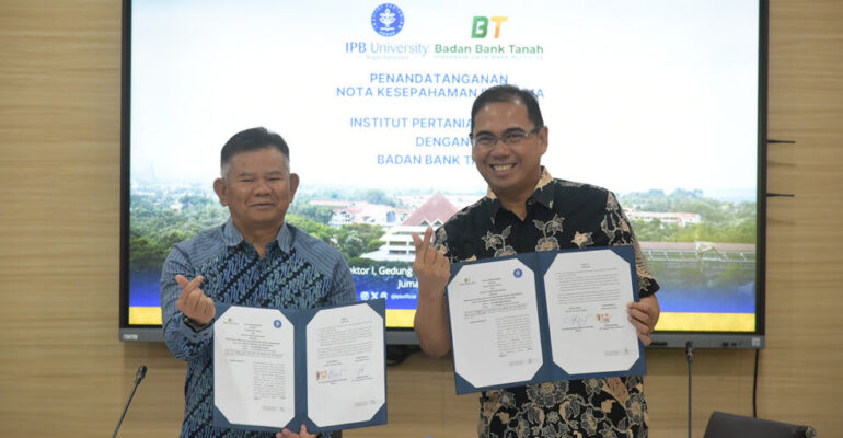 Signing of an MoU Between IPB University and the Land Bank Agency